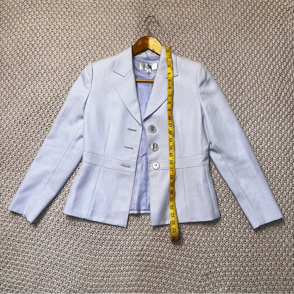 Tailored Blue Suit Jacket with Classic Lapel